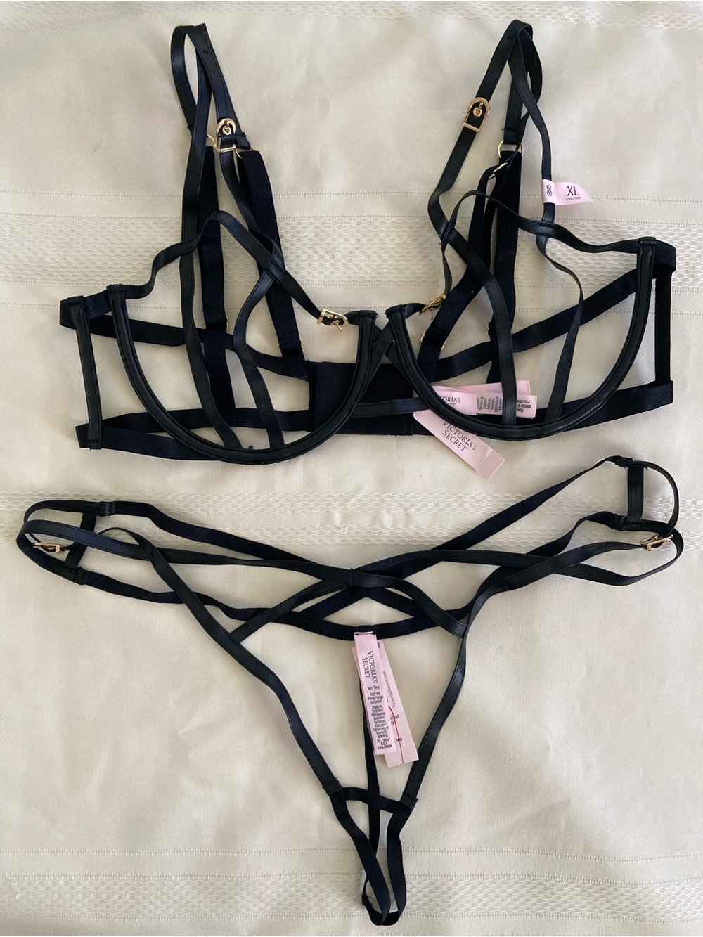 Victoria’s Secret XL VERY SEXY Black Faux Leather Strappy Cage Bra & Panty Set